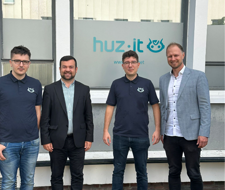 Firmenfreitag bei der huzit GmbH in der Factory4: Bürgermeister Axourgos zu Gast